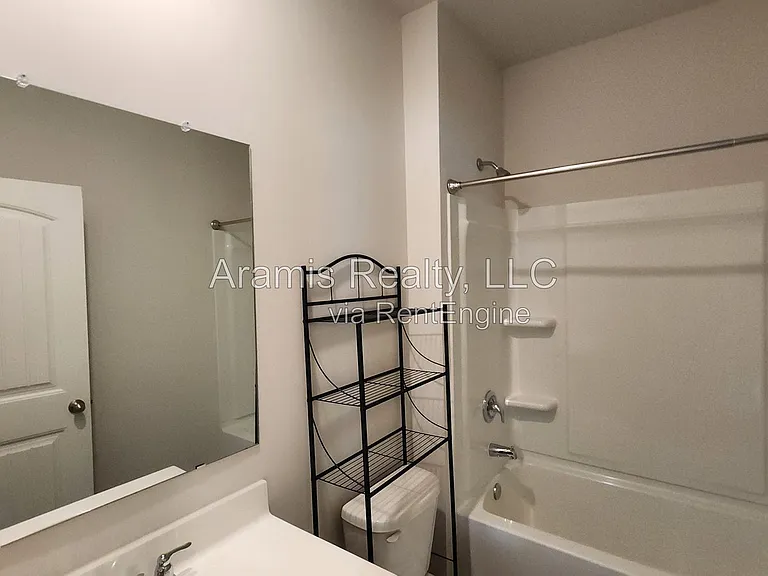 3134 Ellenton Dr — Photo 11
