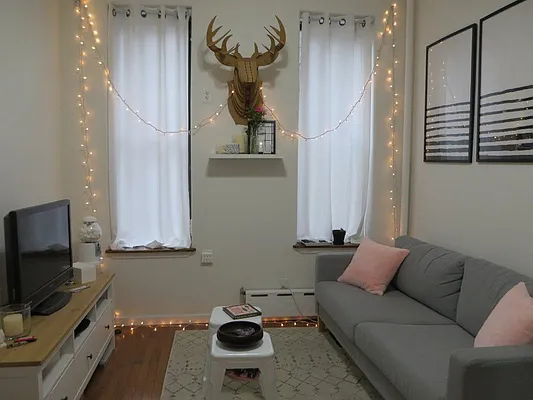 Rented by Centric New York | media 7