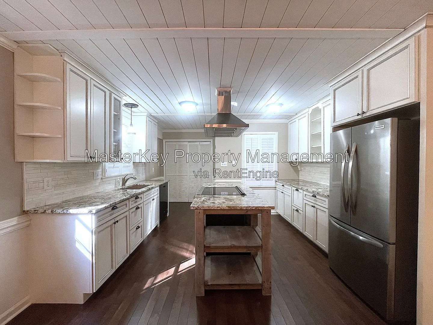 3 bed, 2.0 bath, 1397 sqft, $2,075 — Photo 2