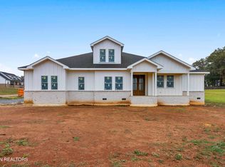 5929 John Dr, Greenback, TN 37742