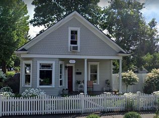 518 3rd St, Oregon City, OR 97045