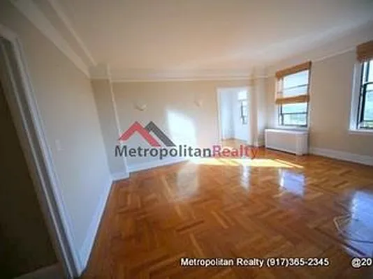 Rented by Metropolitan Realty | media 4