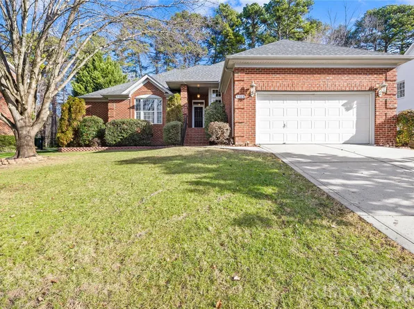 9325 Brown Gelly Dr, Huntersville, NC 28078