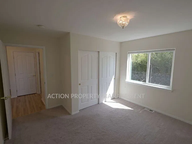 70 Amethyst Dr — Photo 26