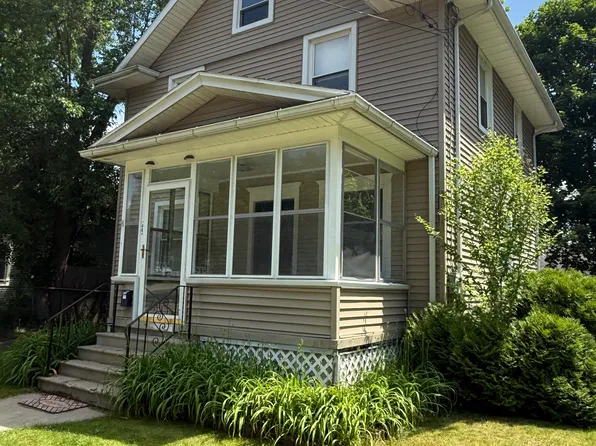 1129 4th St, Jackson, MI 49203