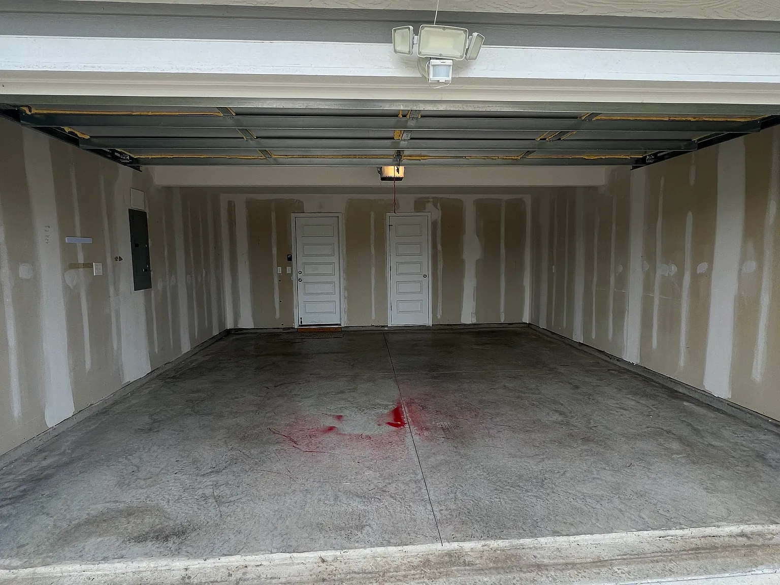 3 bed, 1480 sqft, $2,050 — Photo 3