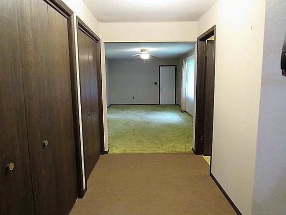 5th image of 510 Fairview St