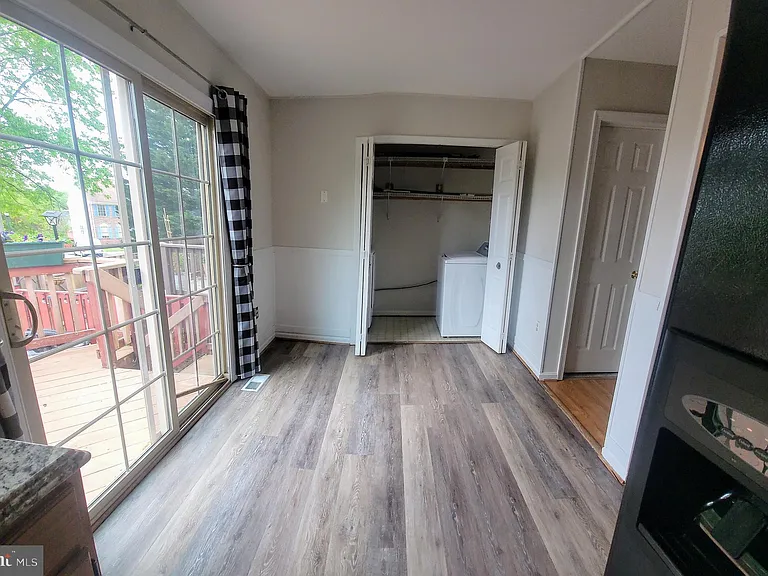 8949 Princeton Park Dr — Photo 7