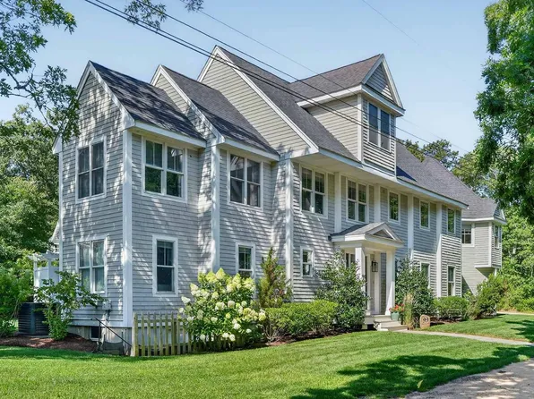99 The Blvd, Edgartown, MA 02539