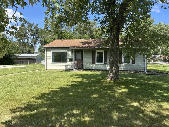 2675 E Melbrook Dr, Kankakee, IL 60901