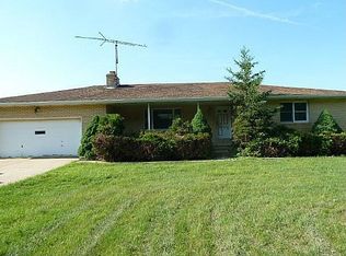 17620 Reynolds Rd, West Farmington, OH 44491