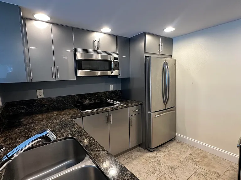 1800 N Andrews Ave #2A — Photo 4