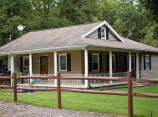 406 Lime Kiln Dr, Andreas, PA 18211