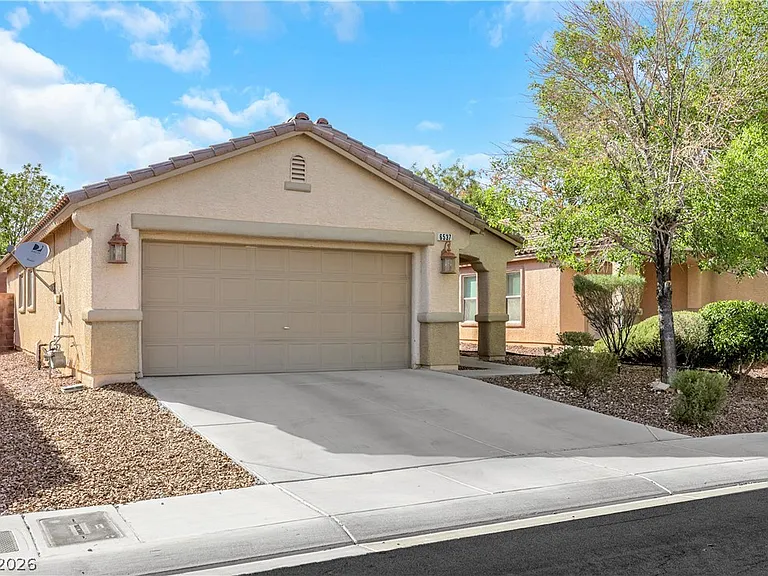 6537 Cape Petrel St — Photo 2