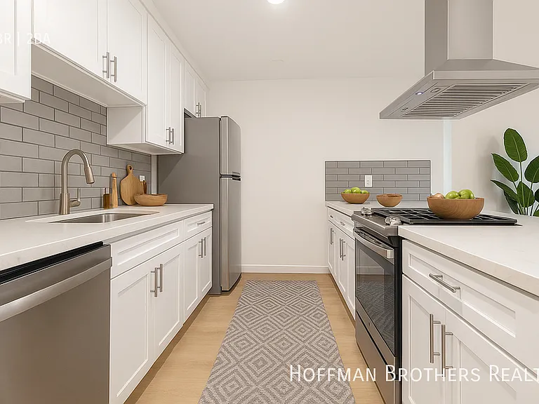 726 Idaho Ave #102 — Photo 2
