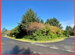 316 Sextans Ave SW, Ocean Shores, WA