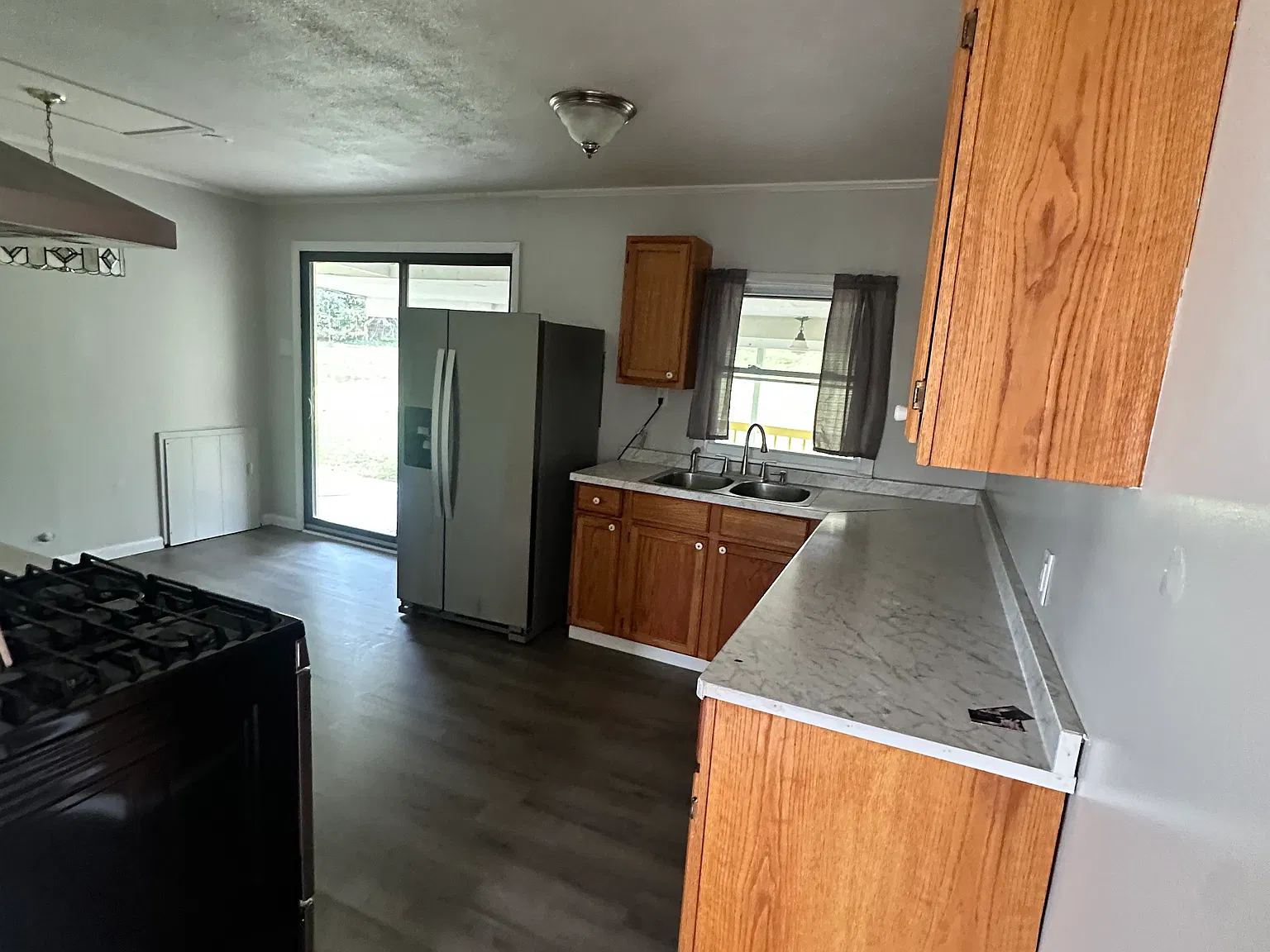 3 bed, 1132 sqft, $1,700 — Photo 3