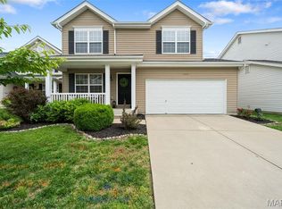 1113 Centre Lake Dr, Saint Peters, MO 63376