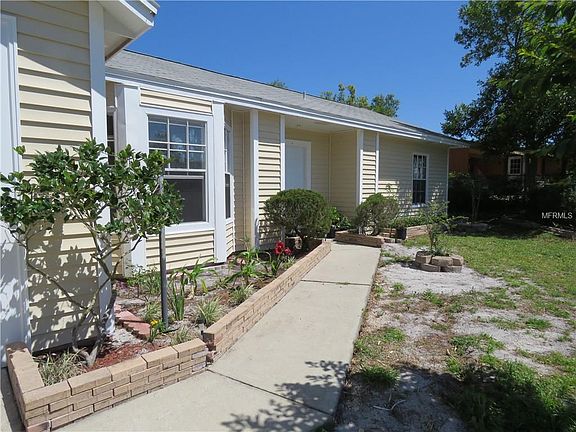 3rd image of 3085 Fifer Dr