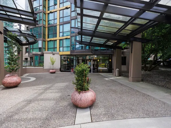 1331 Alberni St #809, Vancouver, BC V6E 4S1