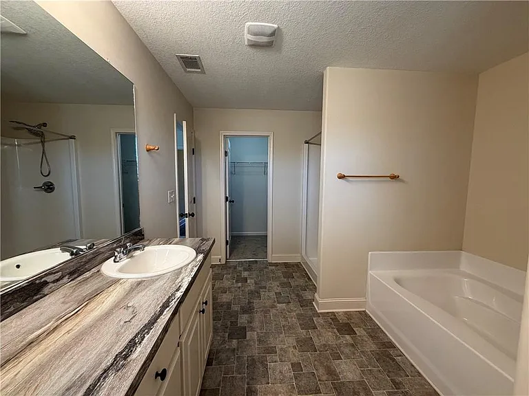 2125 Savannah Dr — Photo 15