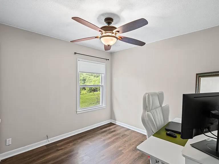 9022 Grand Ave — Photo 12