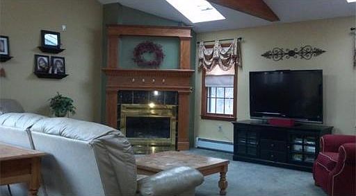 2nd image of 315 Joslin St