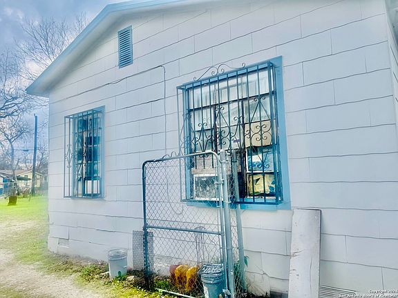5th image of 1116 Fenfield Ave