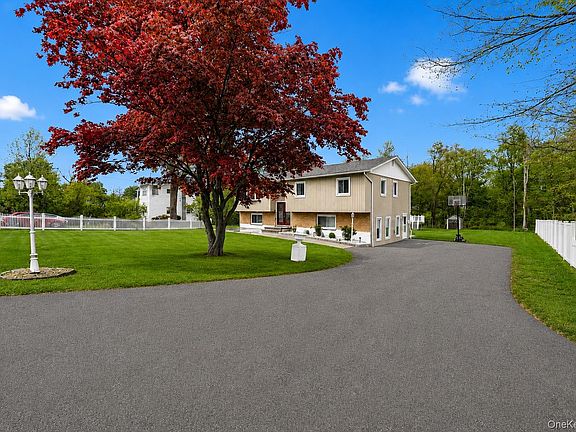 2nd image of 100 Fairmont Road