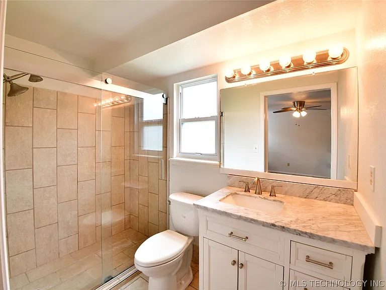 10056 S 91st East Ave — Photo 12