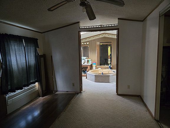 4th image of 208 Timberlake Dr
