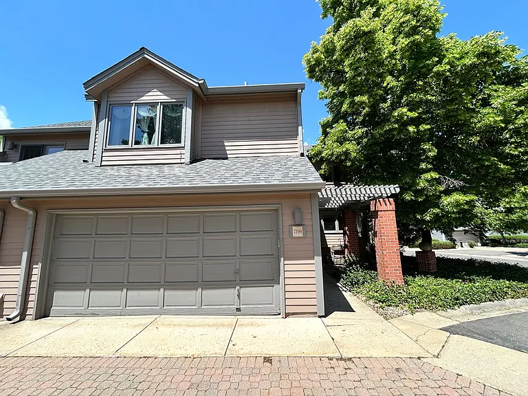 7298 Siena Way — Photo 65
