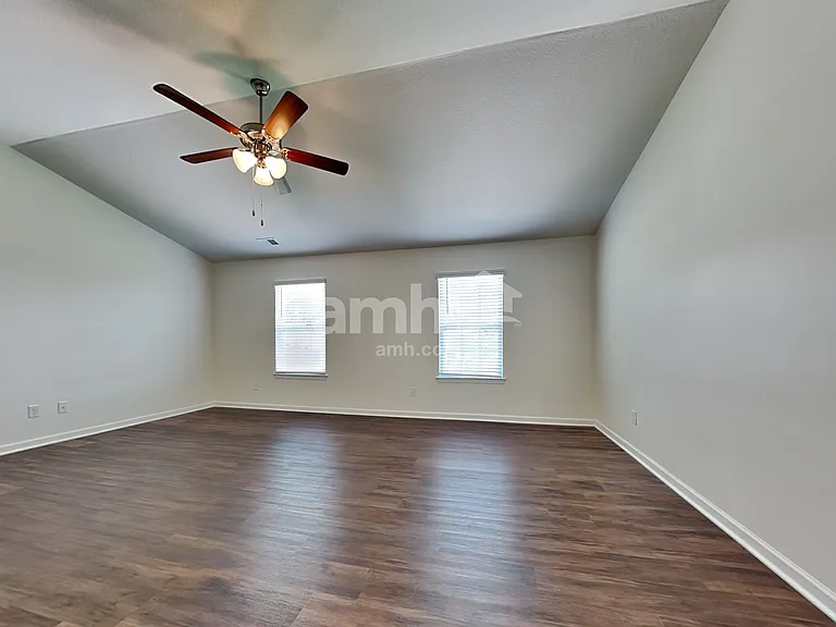 4853 Billingsgate Ln — Photo 11
