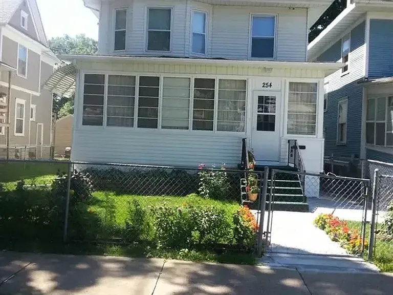 254 Western Ave — Photo 2