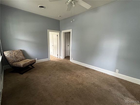 4th image of 406 N 5th Ave