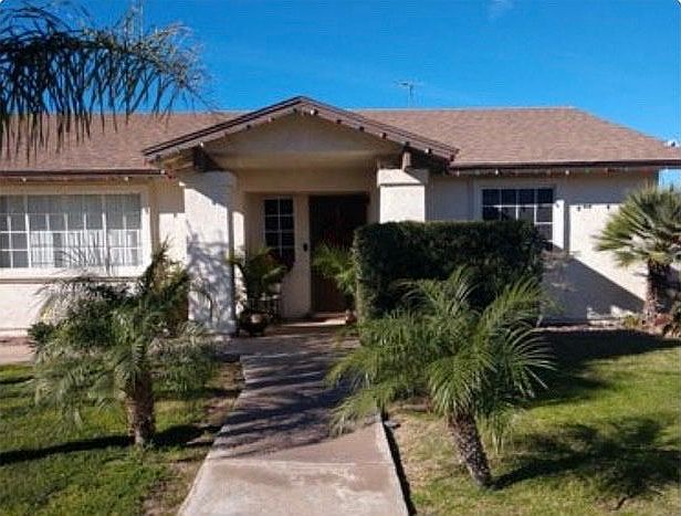 2nd image of 2744 S 31st Dr