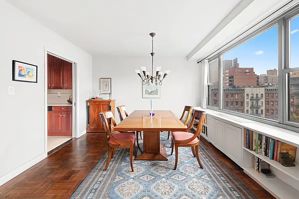 Sold by Compass | media 2