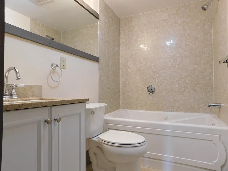 32 Dennison St #6 — Photo 10