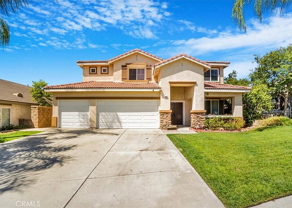 1st image of 29061 La Ladera Rd