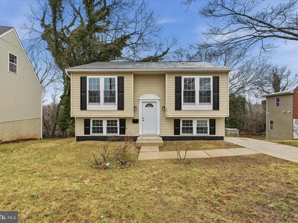 6915 Adel St, Capitol Heights, MD 20743