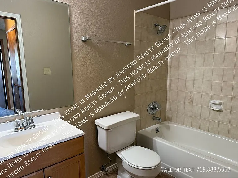 1238 Firefly Cir — Photo 13