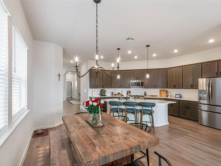 128 Radnor Rd — Photo 45