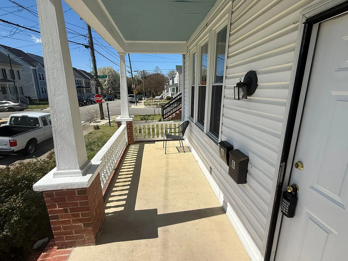1729 Porter Street — Photo 2
