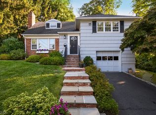 7 Harrison Ct, Summit, NJ 07901