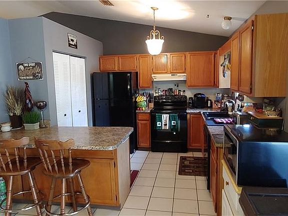 2nd image of 7008 Lakeland Blvd