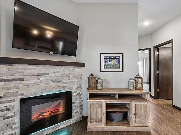4th image of 2869 Spring Rose Cir #202
