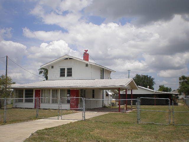 1st image of 2826 Fletcher Ave