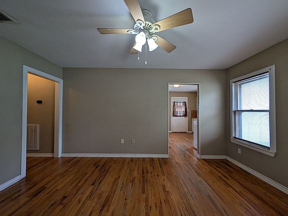 4th image of 1185 W Mill St