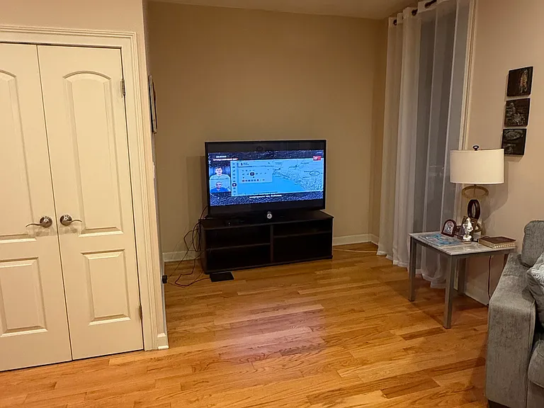 2435 W Rice St #2 — Photo 5