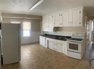 2 N Main St #2L, Webster, MA 01570
